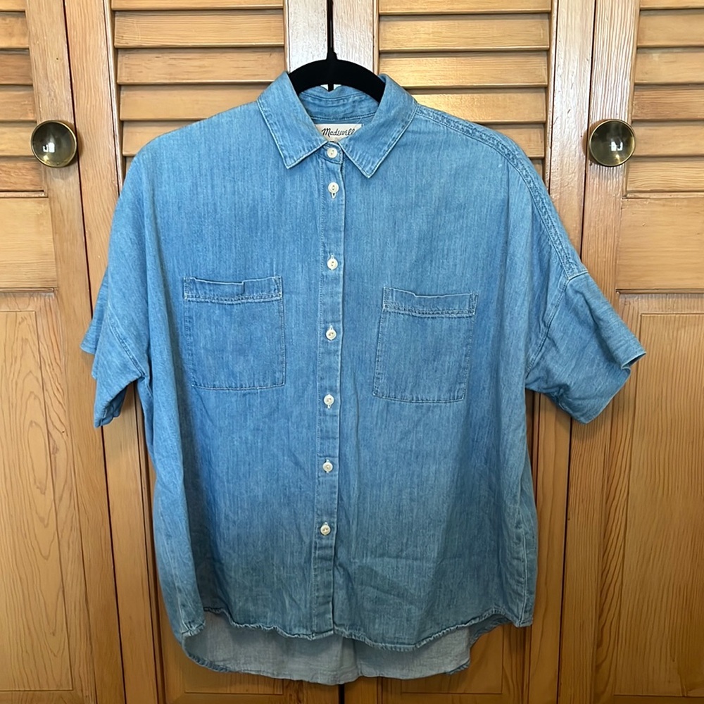 Madewell- Chambray Courier Shirt- Size Small